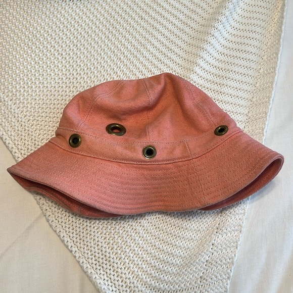 Clare V hat coral pink beautiful color and great styling. Small head hat. - Picture 1 of 4